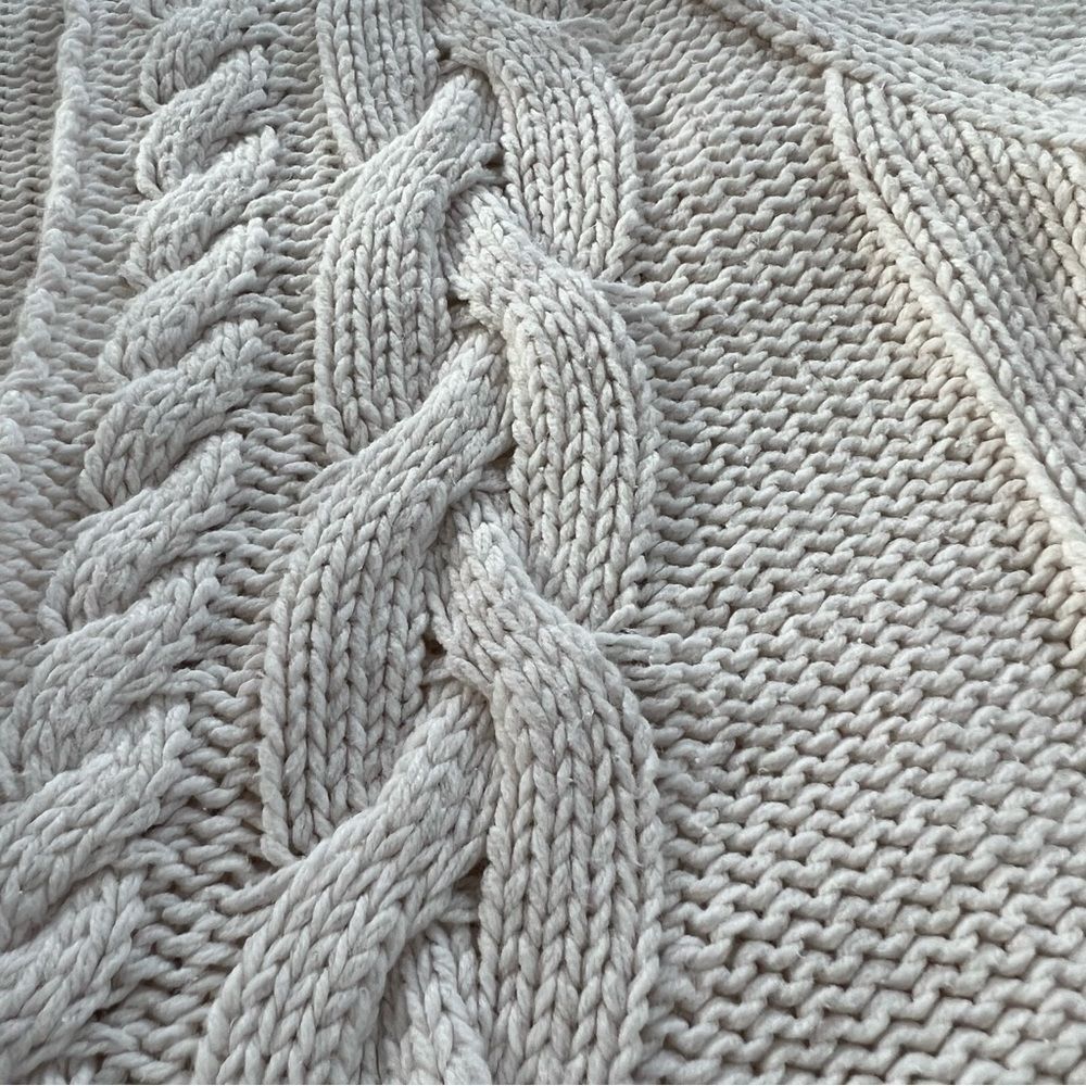 Eddie Bauer Cable Knit Soft Ivory Long Sleeve One Hook Cardigan Sweater - Picture 4 of 10